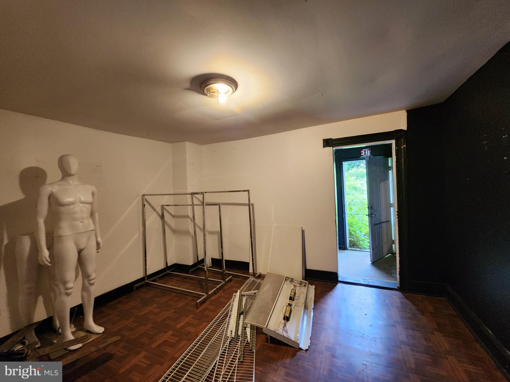 WAVERLY - Residential