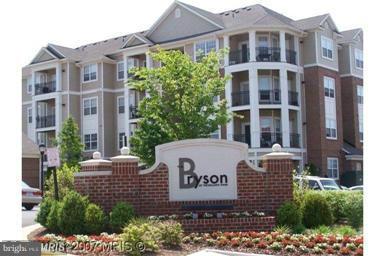TOP FLOOR**SENSATIONAL TWO PRIMARY BEDROOMS/TWO BATH UNIT**ELEVATOR**GOURMET KITCHEN WITH STAINLESS STEEL APPLIANCES - GRANITE COUNTER TOPS-VAULTED CEILING - ADD'L COMPUTER ROOM-OFFFICE - FIREPLACE - CEILING FANS - WALK-IN CLOSETS - FULL SIZE WASHER & DRYER - BALCONY. 2-ASSIGNED GARAGE PARKING. OWNER PREFERS NO PETS, MAY CONSIDER A SMALL DOG CASE BY CASE. NO SMOKING/VAPING. CREDIT SCORE 650+, NO CO-SIGNER, NO MORE THAN 2 INCOMES TO QUALIFY, NO MORE THAN 2 UNRELATED ADULTS. WALK TO METRO, SHOPPING, RESTAURANTS & MORE. NOTE NEW CARPET BEING INSTALLED 08/01/2025