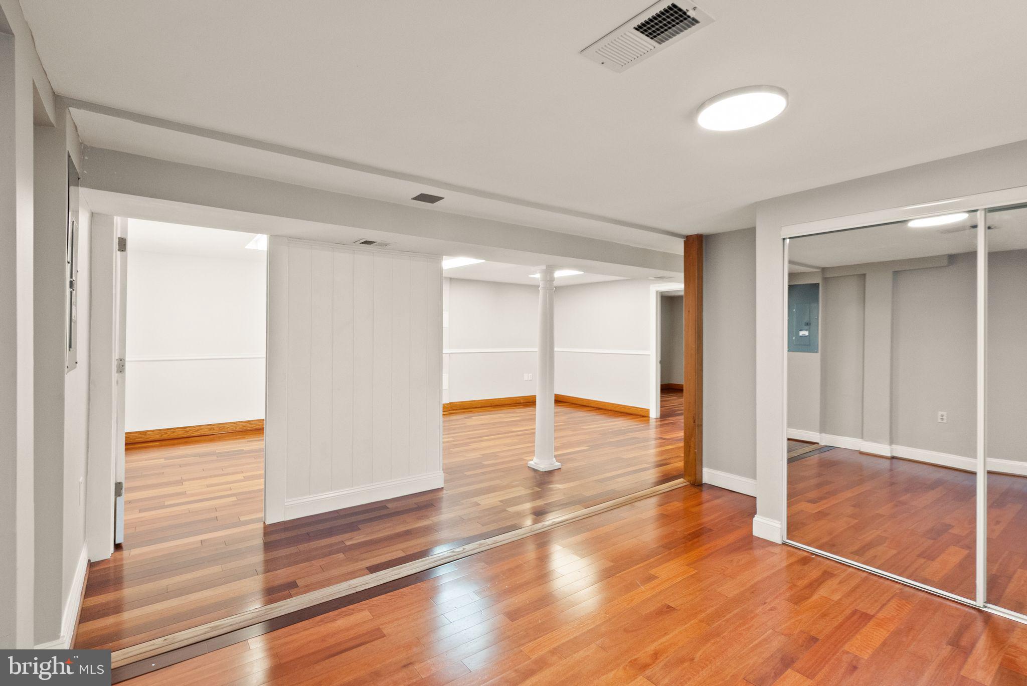 GARFIELD ESTATES - Residential