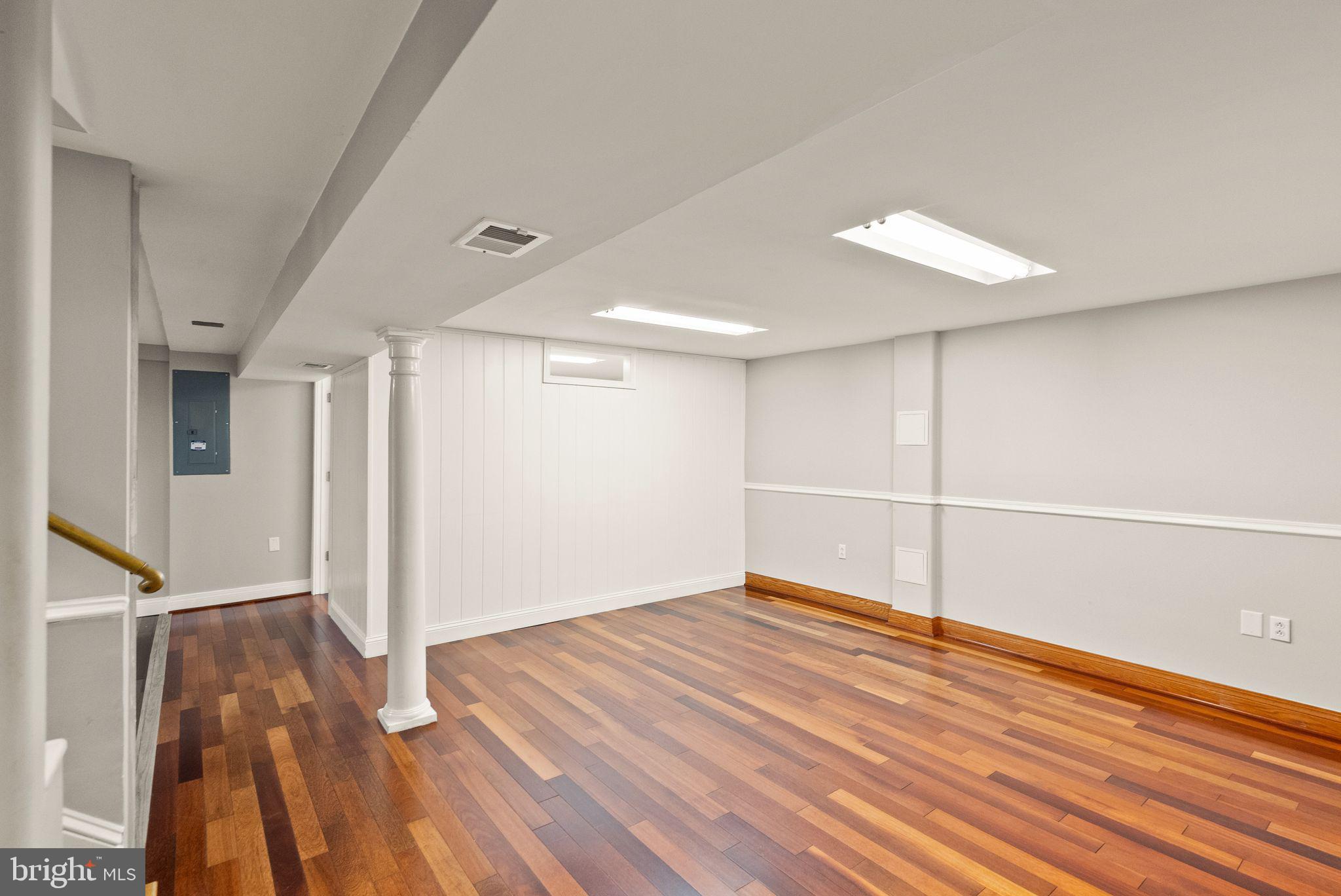 GARFIELD ESTATES - Residential