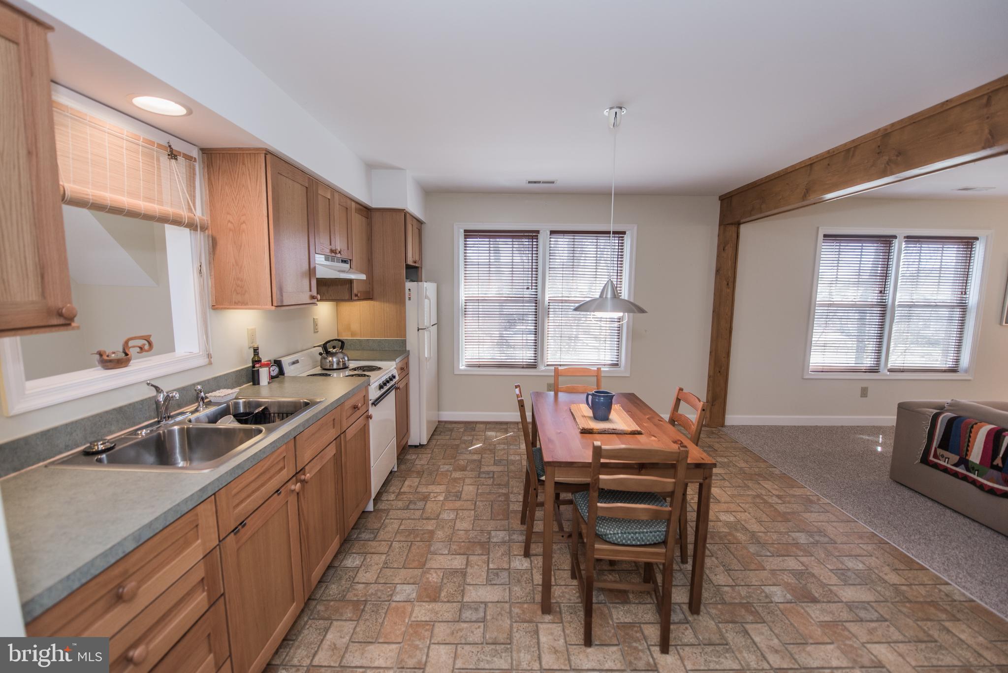 FERNBANK - Residential