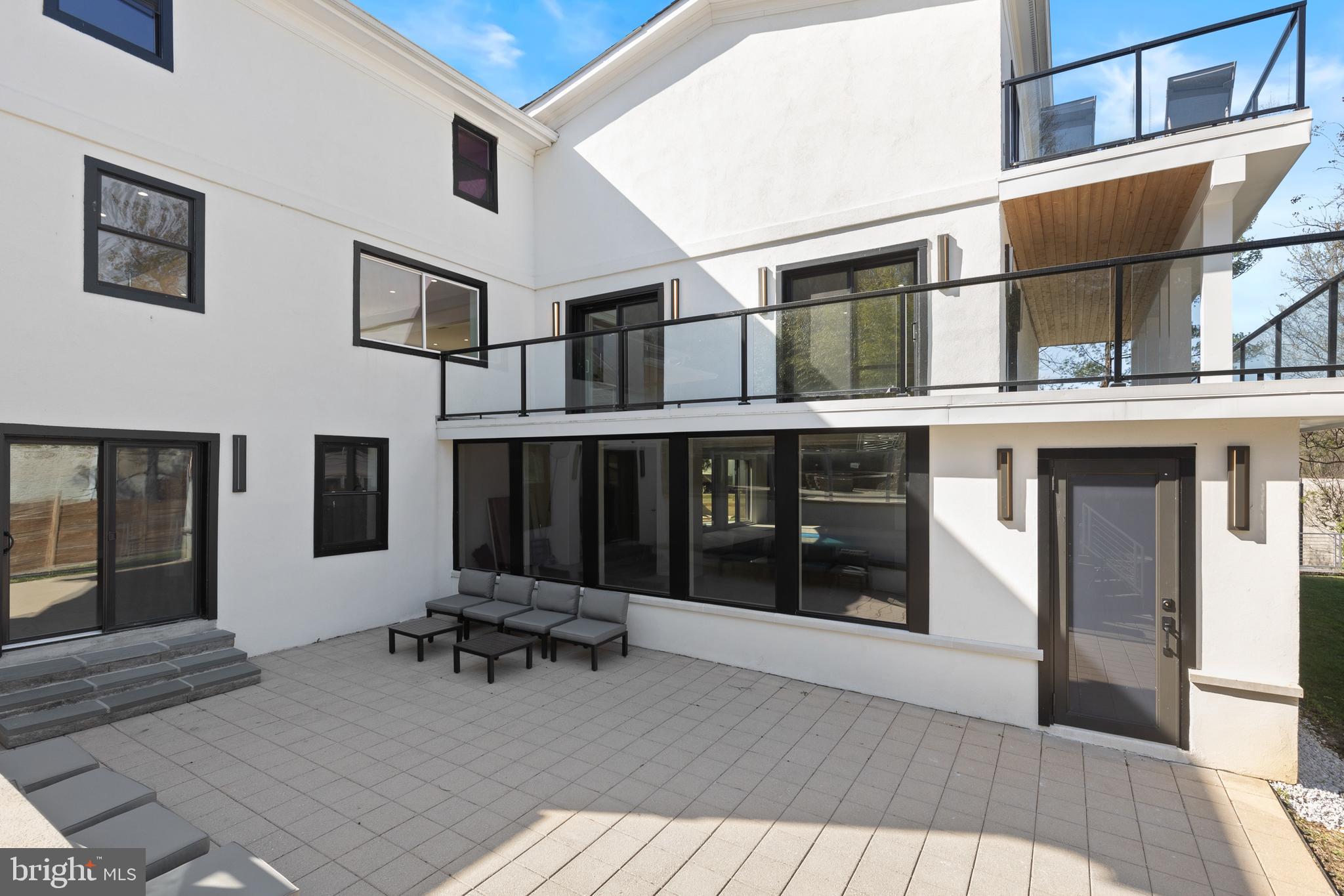 AURORA HILLS - Residential