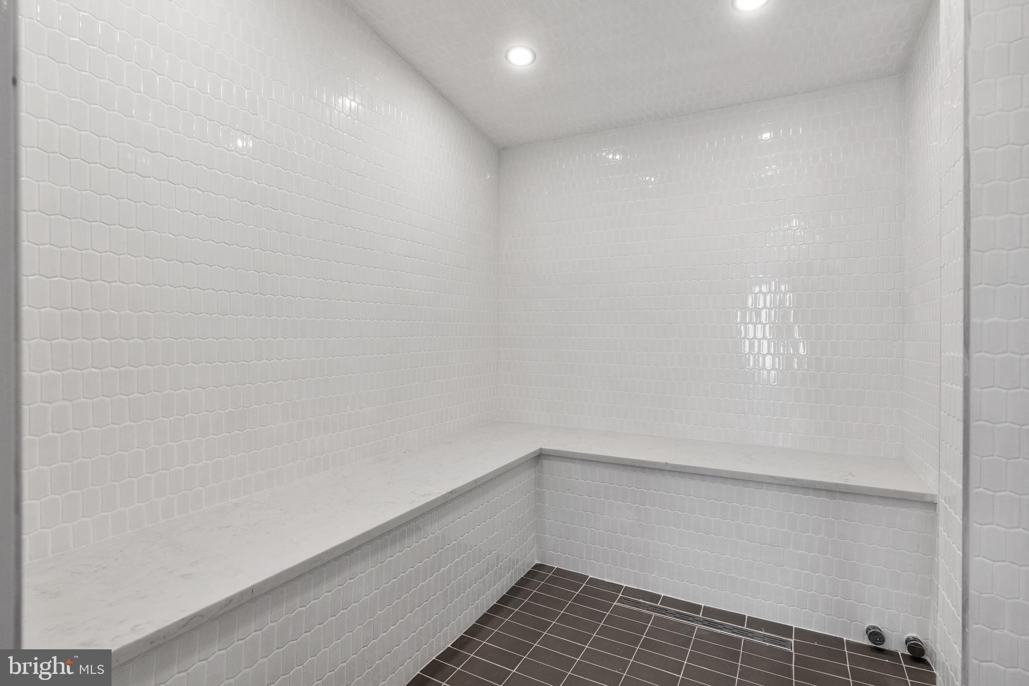 AURORA HILLS - Residential