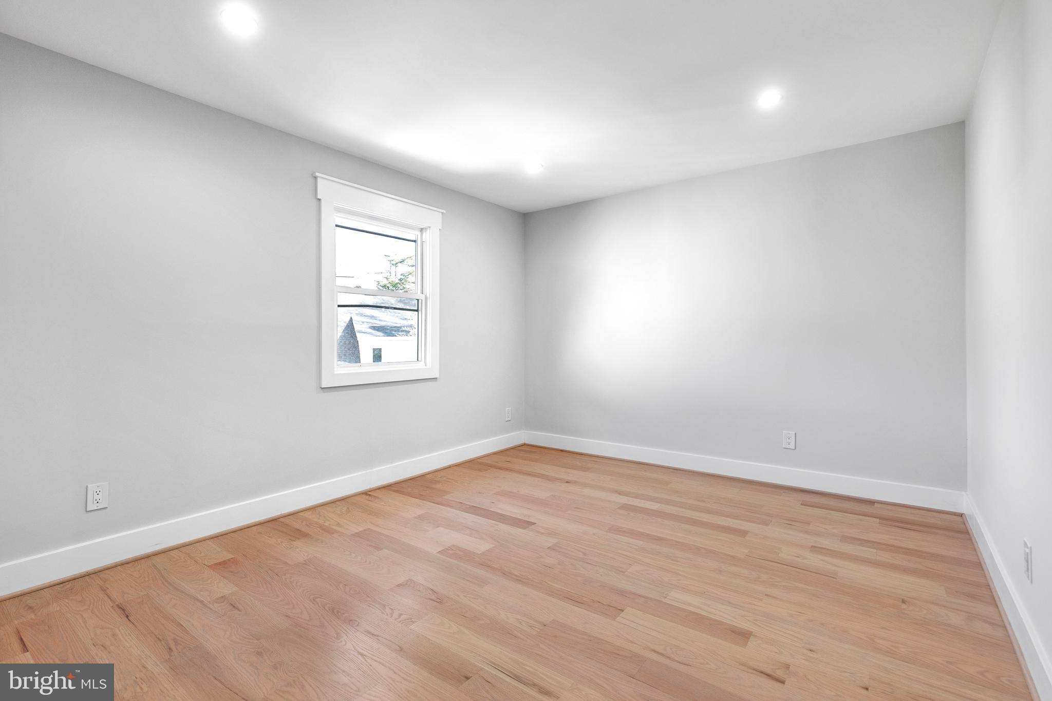 AURORA HILLS - Residential