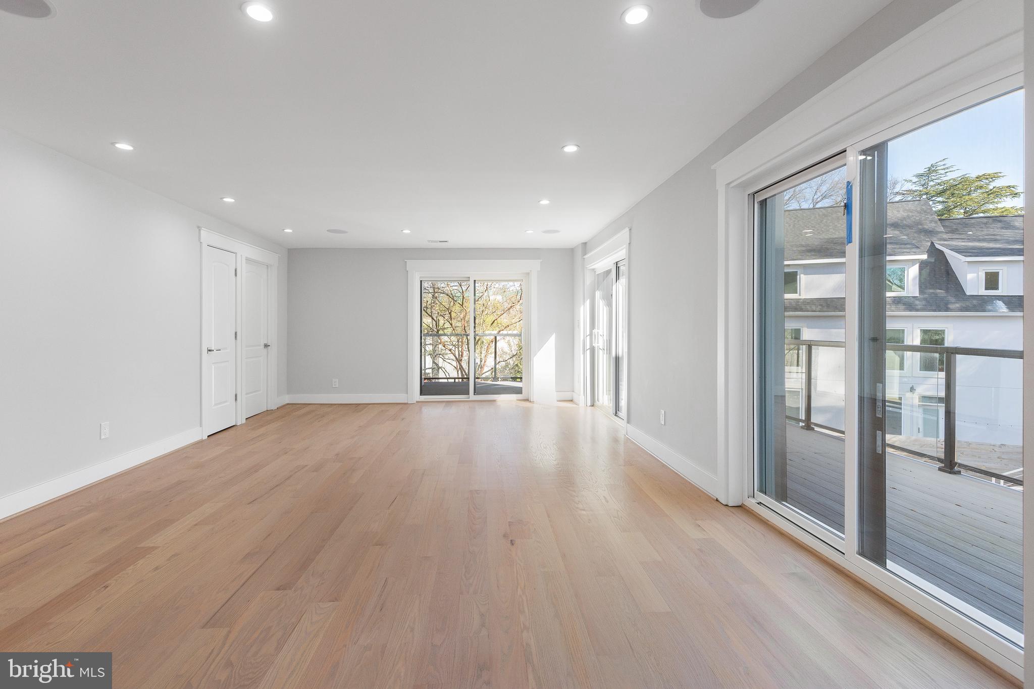 AURORA HILLS - Residential