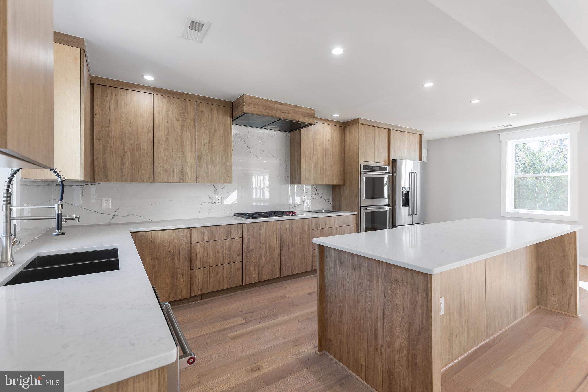 AURORA HILLS - Residential