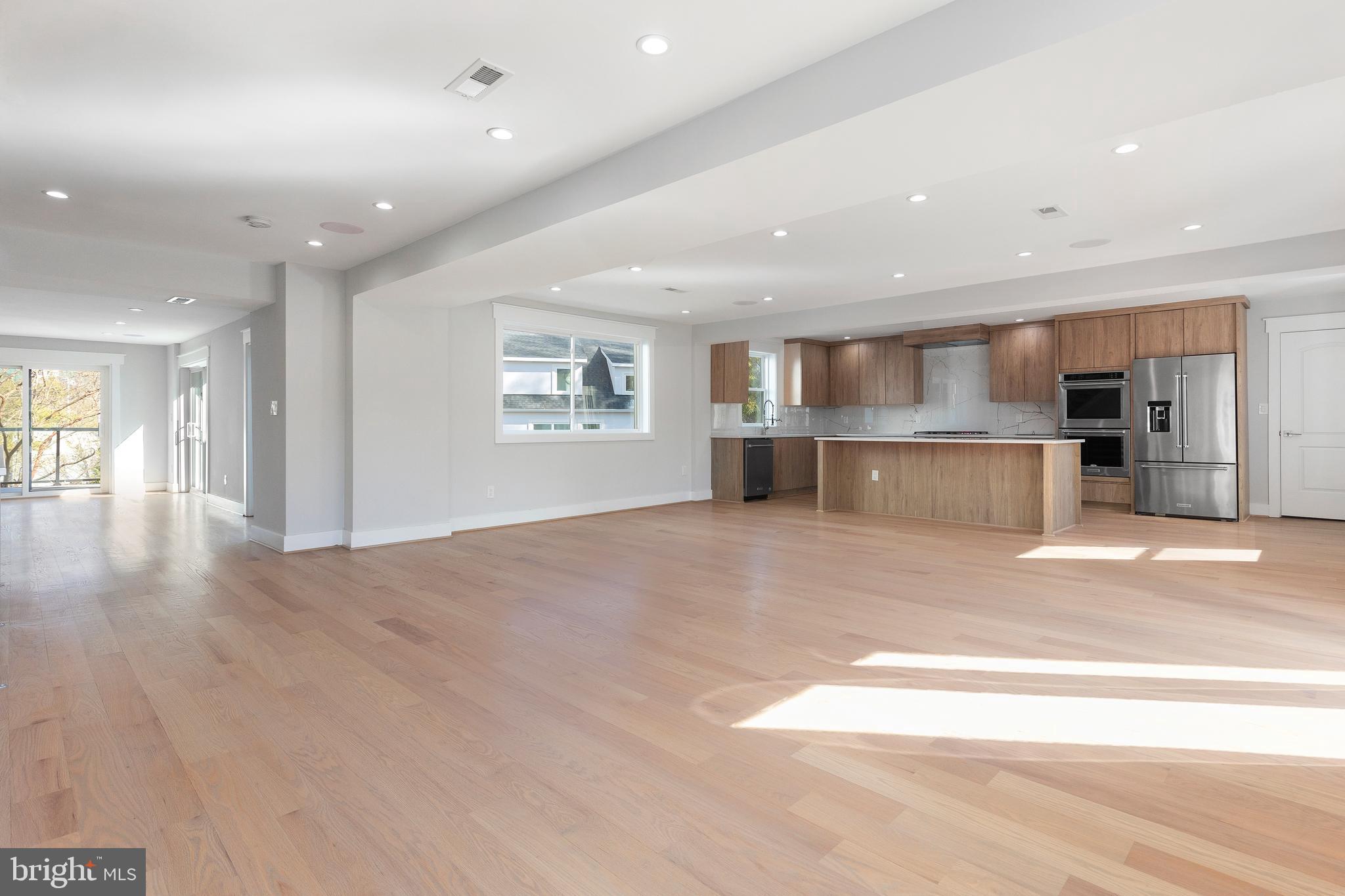 AURORA HILLS - Residential