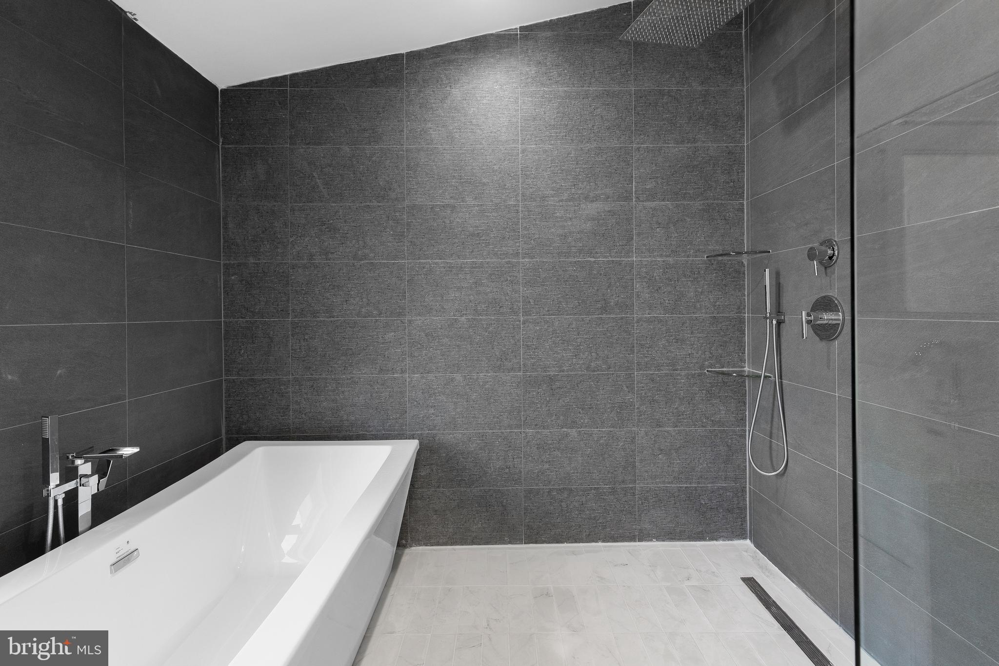 AURORA HILLS - Residential