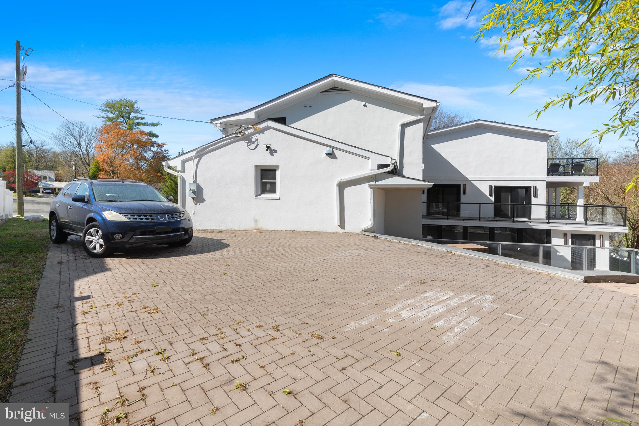 AURORA HILLS - Residential