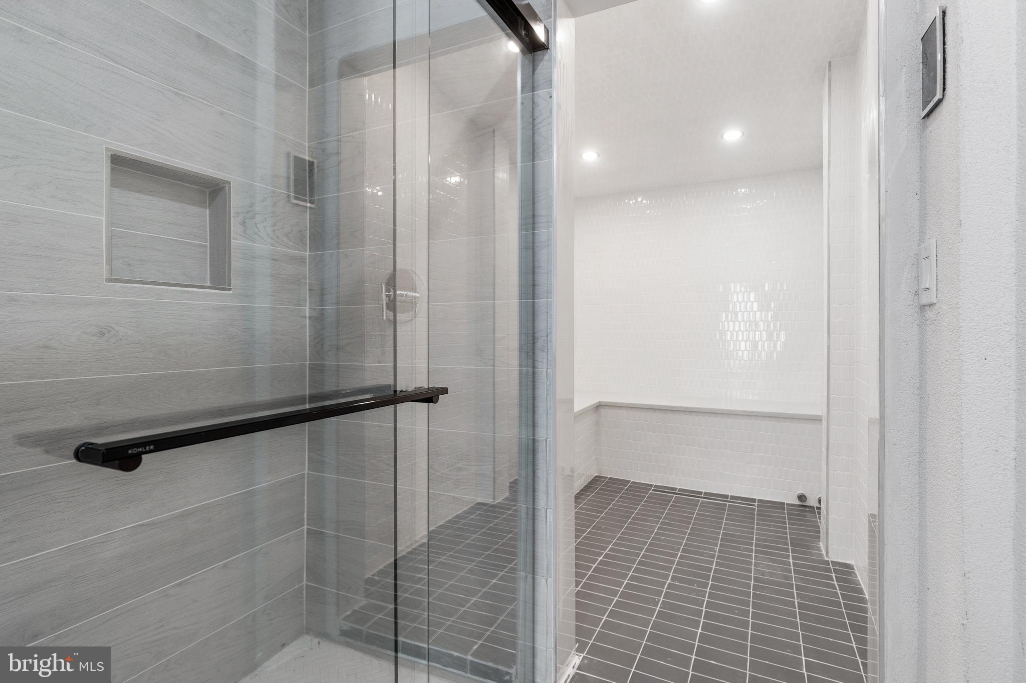 AURORA HILLS - Residential