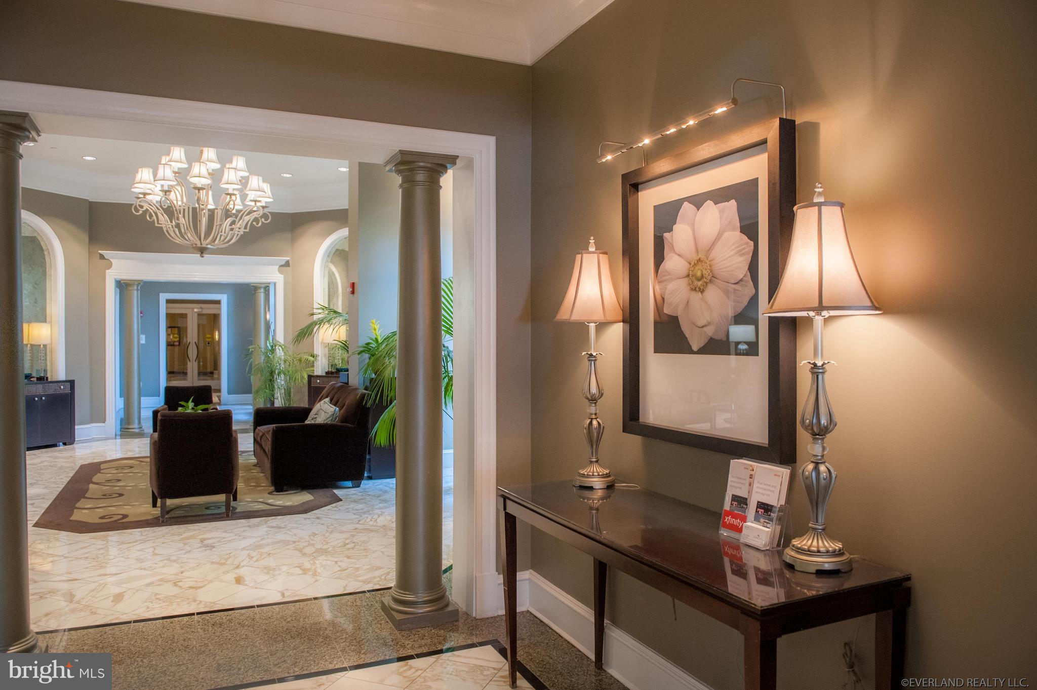 CONTINENTAL - Residential Lease