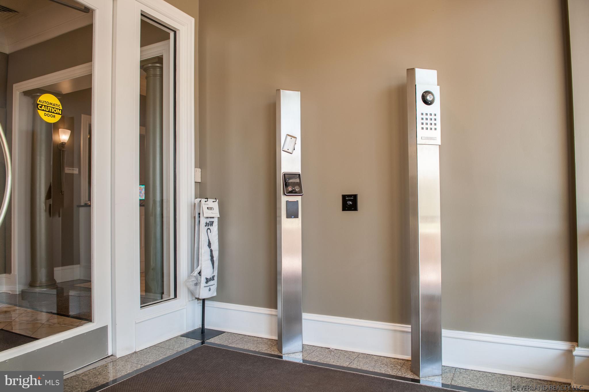 851 N GLEBE ROAD 510