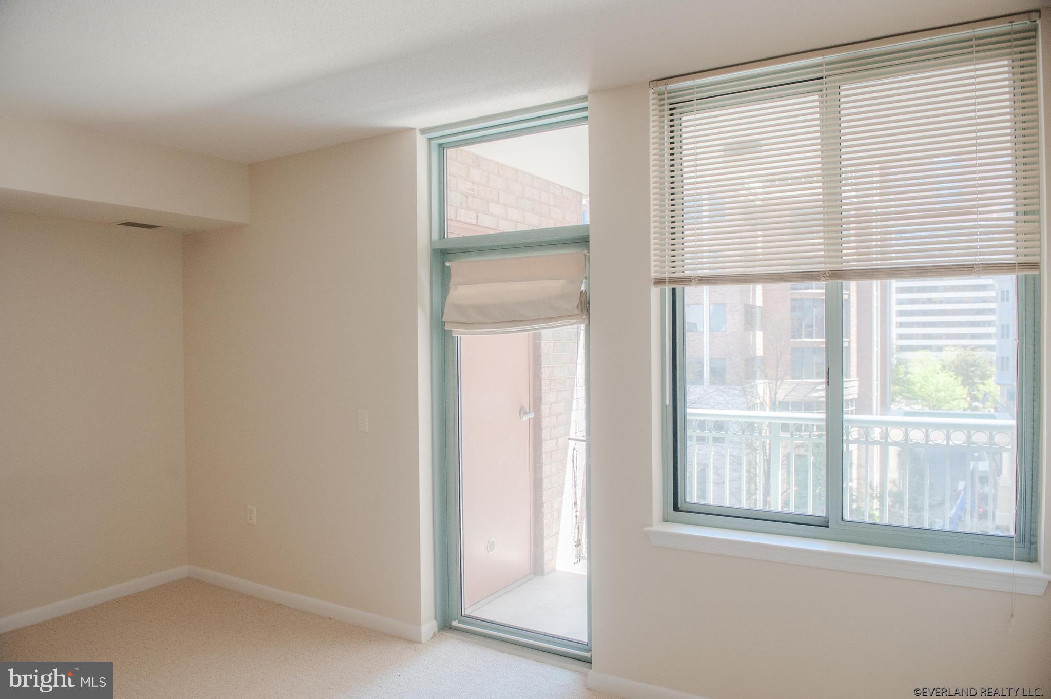 CONTINENTAL - Residential Lease