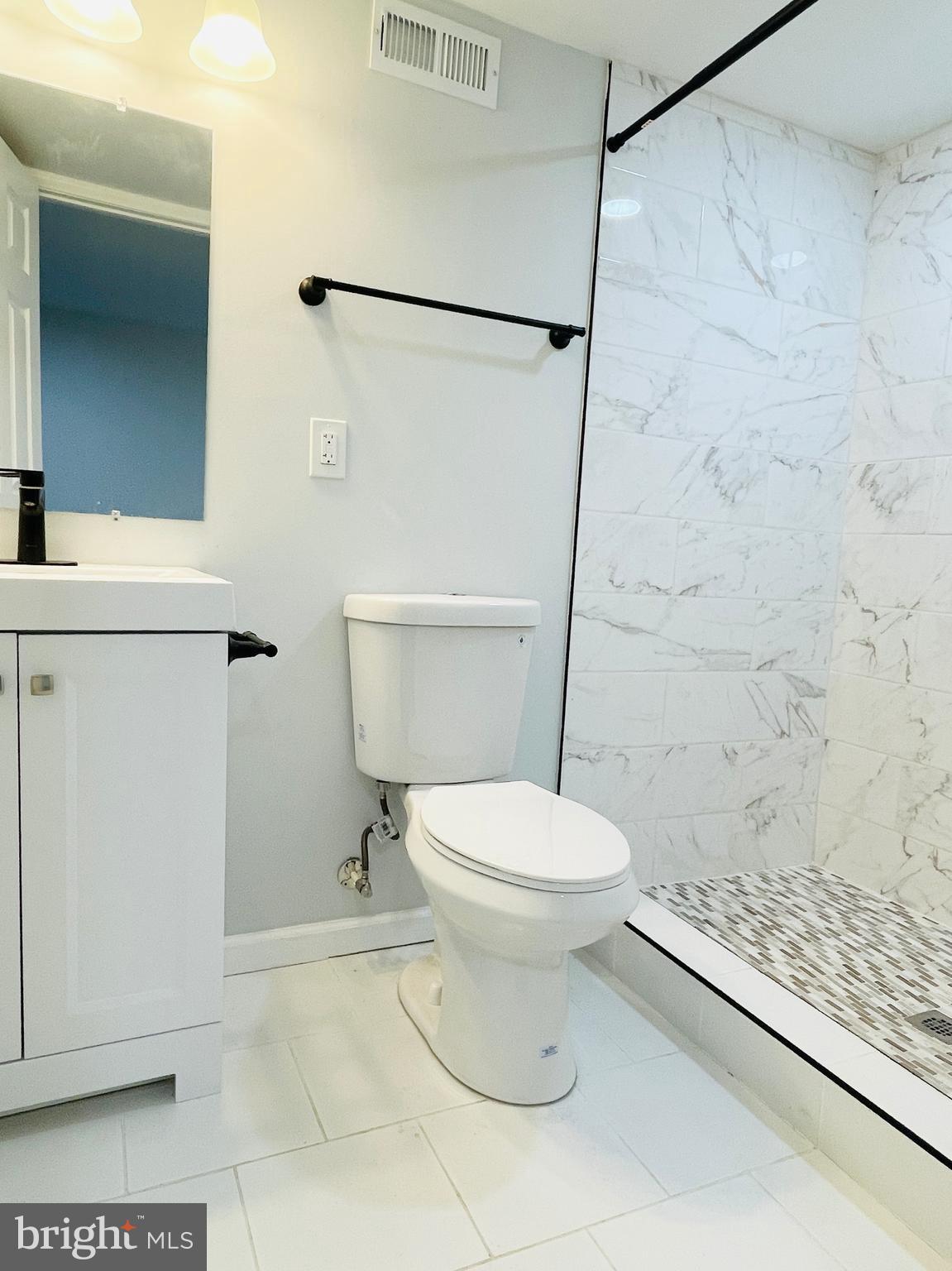 NORTH POINT VILLAGE - Residential Lease