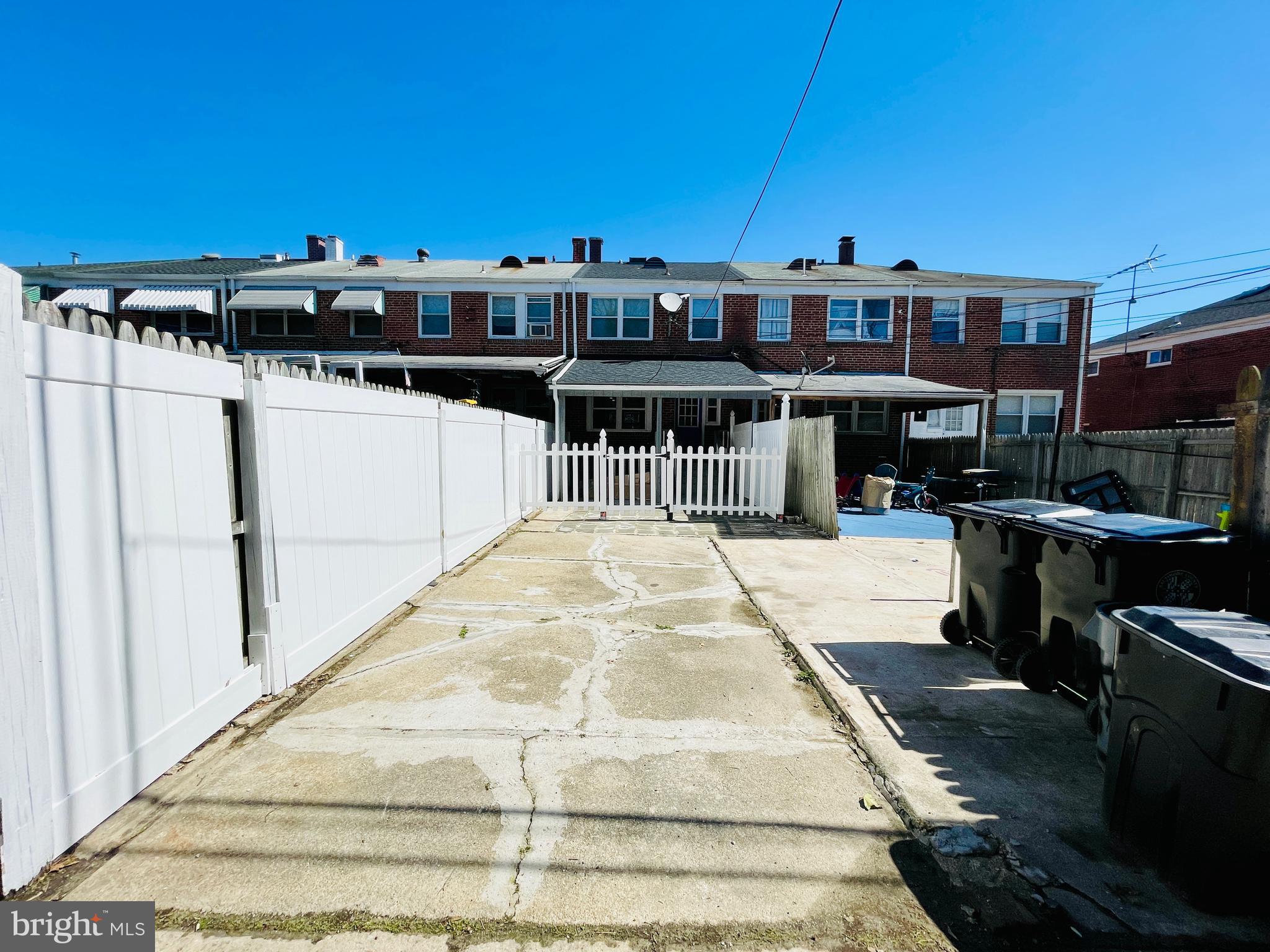 NORTH POINT VILLAGE - Residential Lease