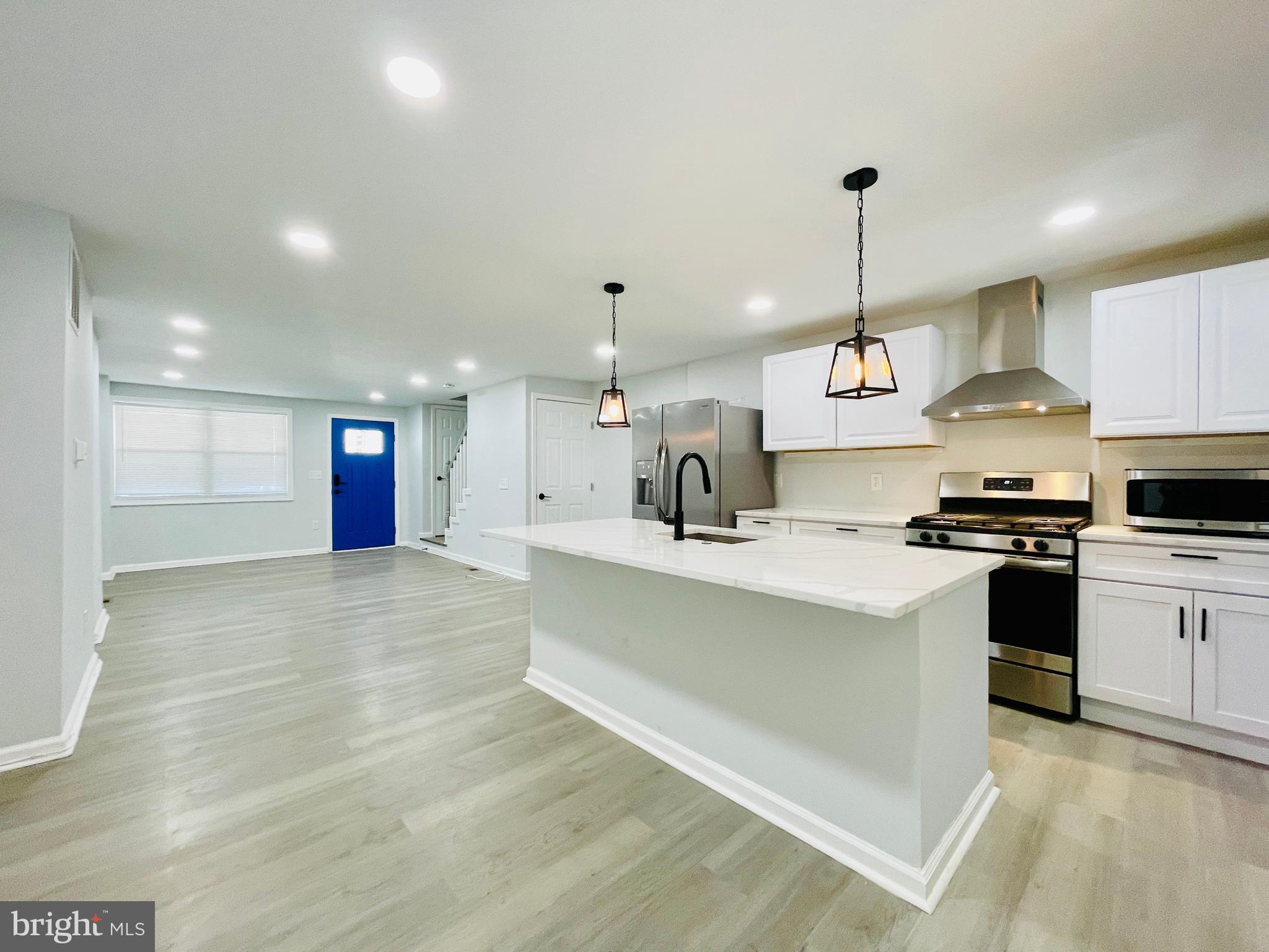 NORTH POINT VILLAGE - Residential Lease