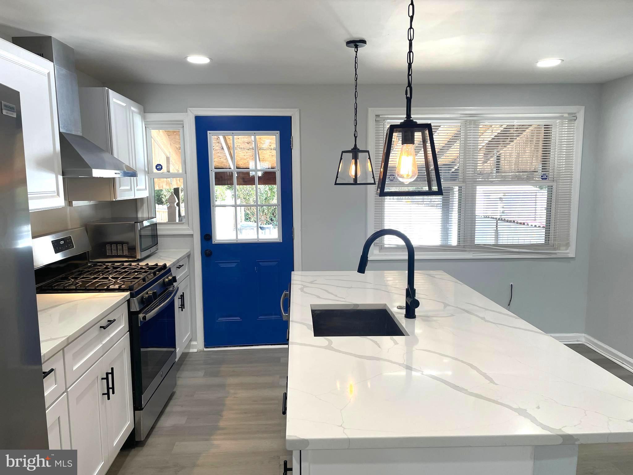 NORTH POINT VILLAGE - Residential Lease