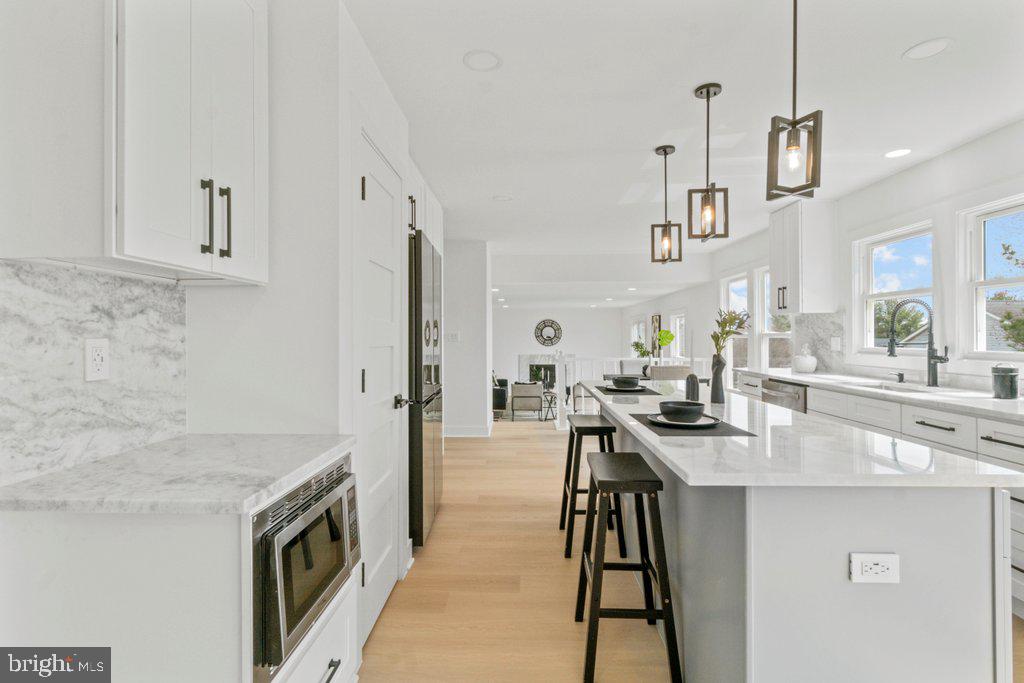 SUMMIT CHASE - Residential