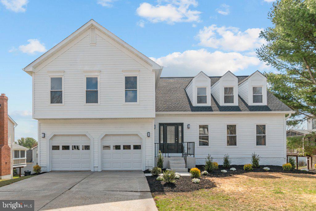 11 EMERALD RIDGE COURT