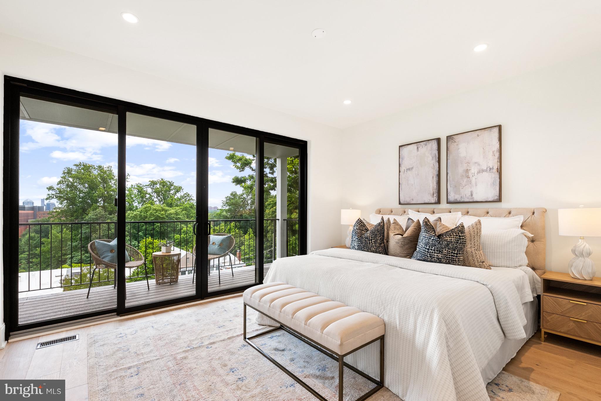 BURLEITH - Residential