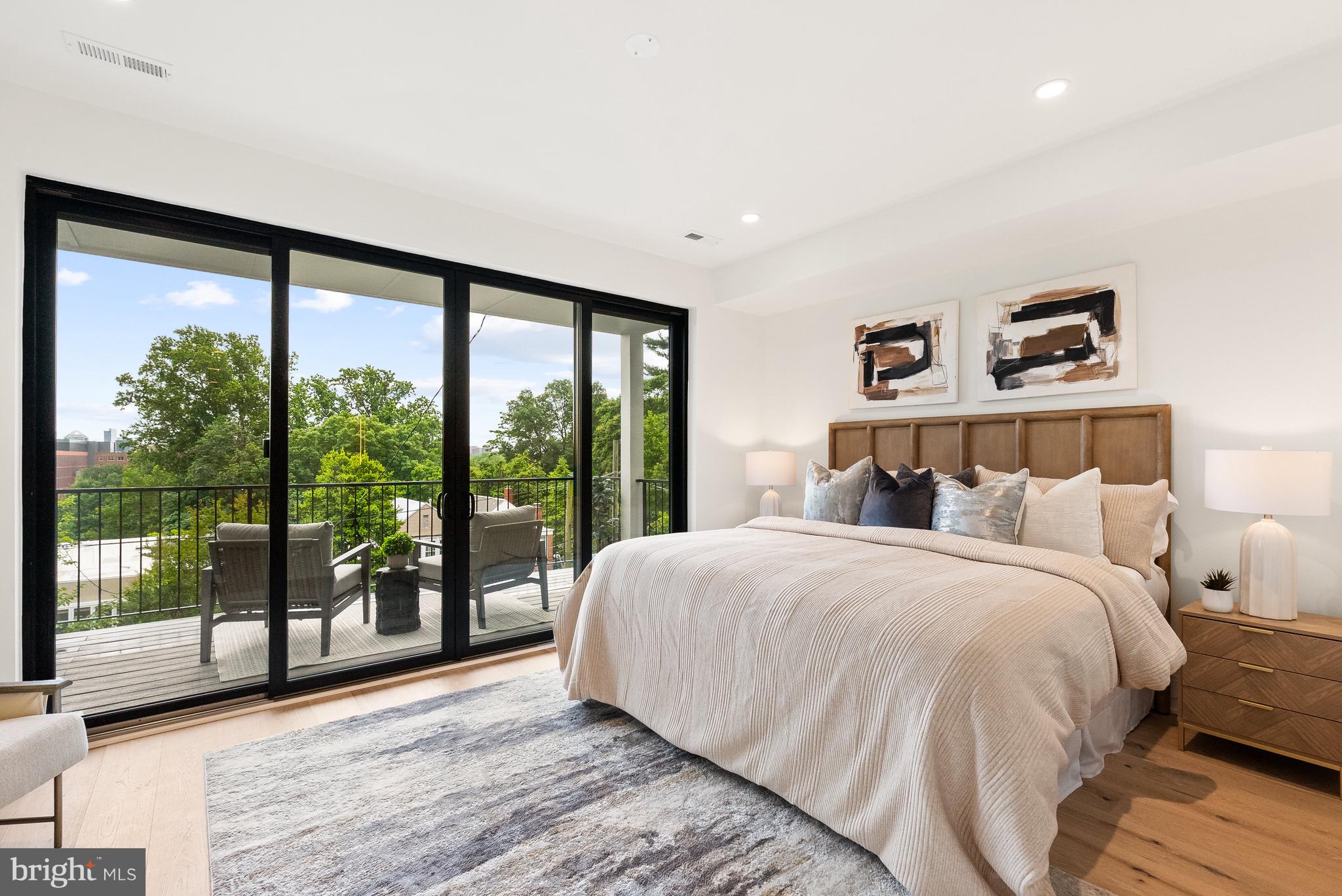 BURLEITH - Residential