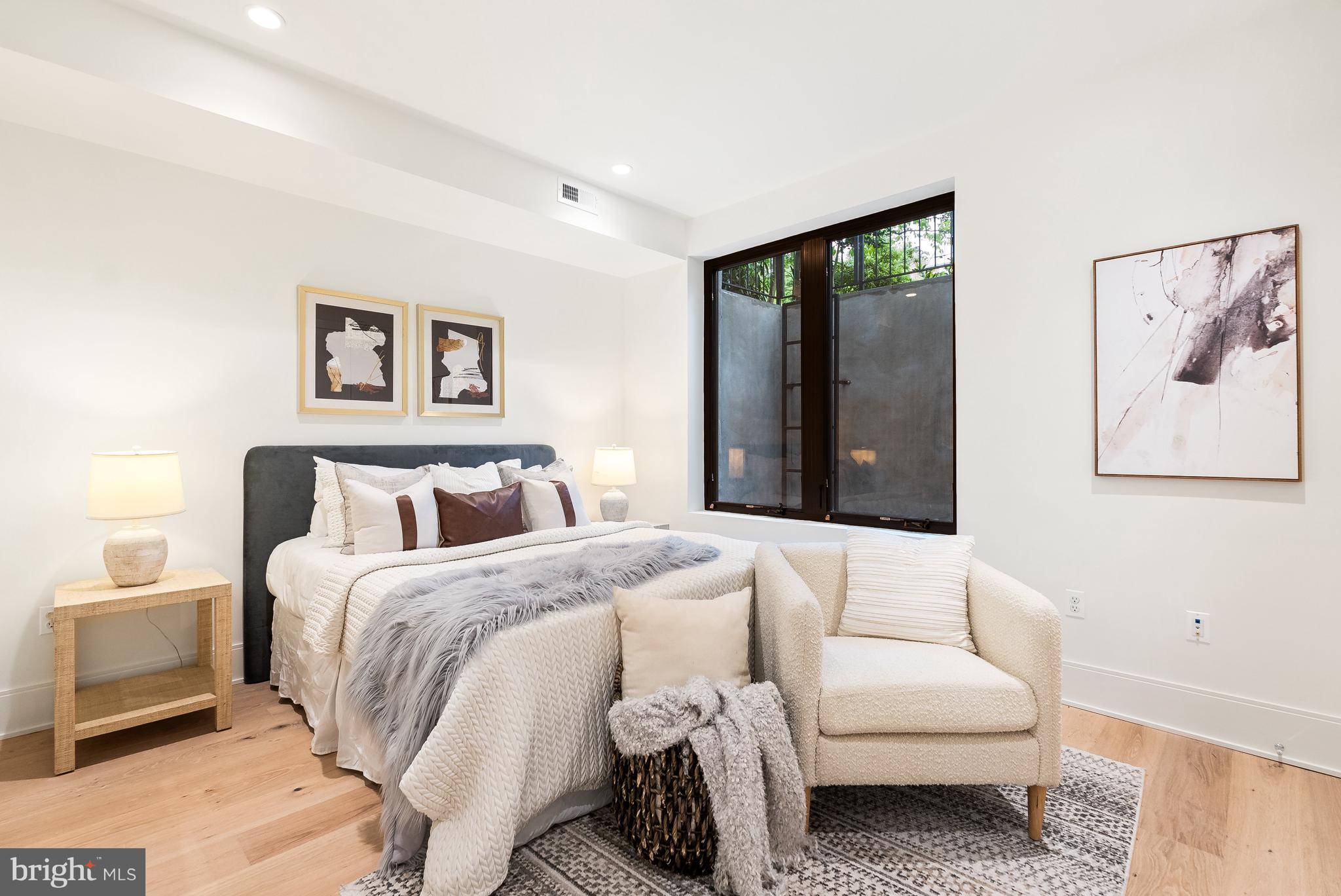 BURLEITH - Residential