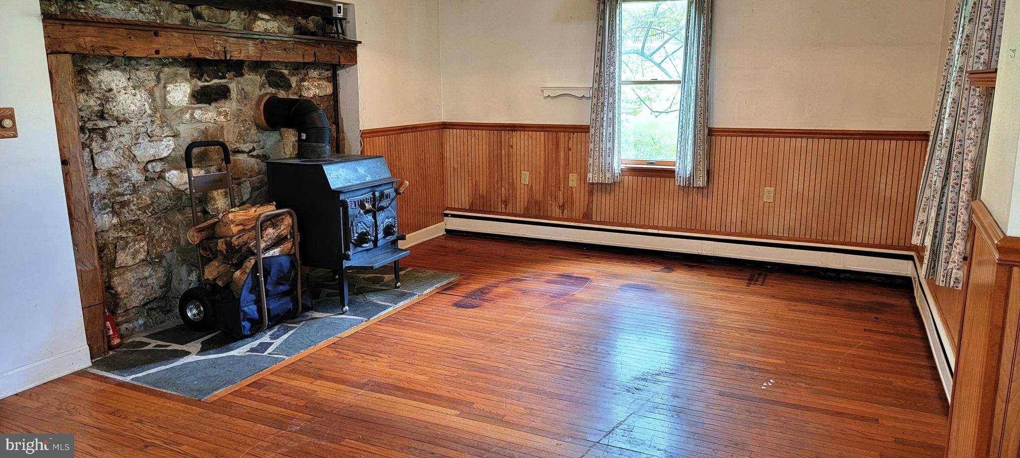 SHORT GAP AREA - Residential