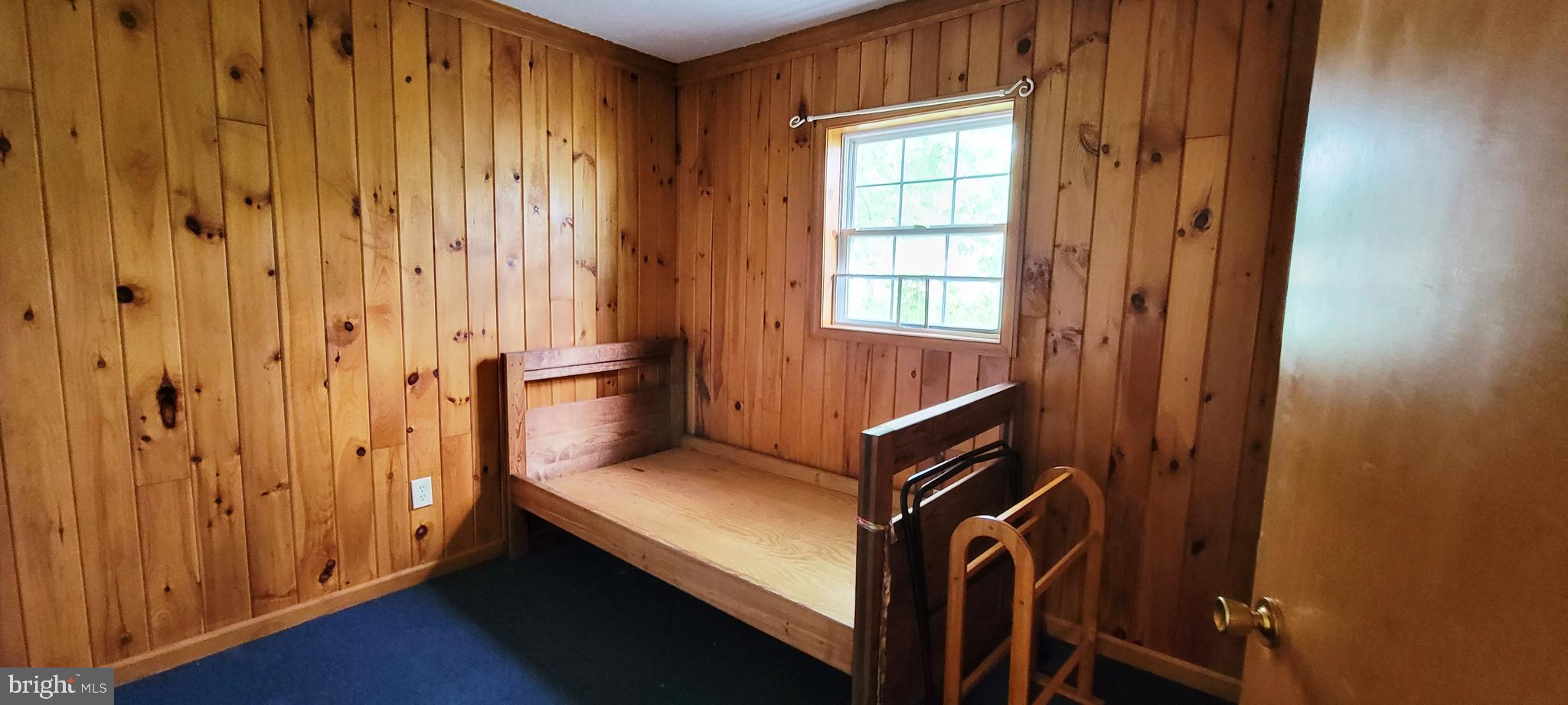 SHORT GAP AREA - Residential