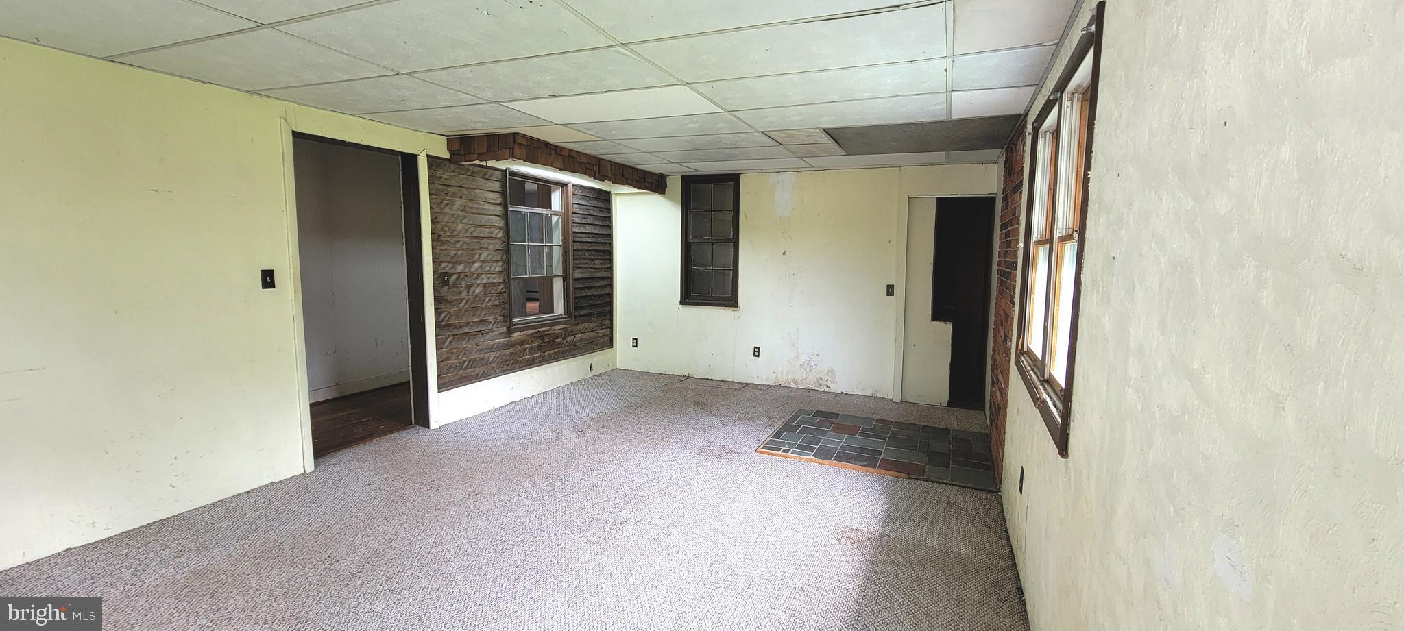 SHORT GAP AREA - Residential