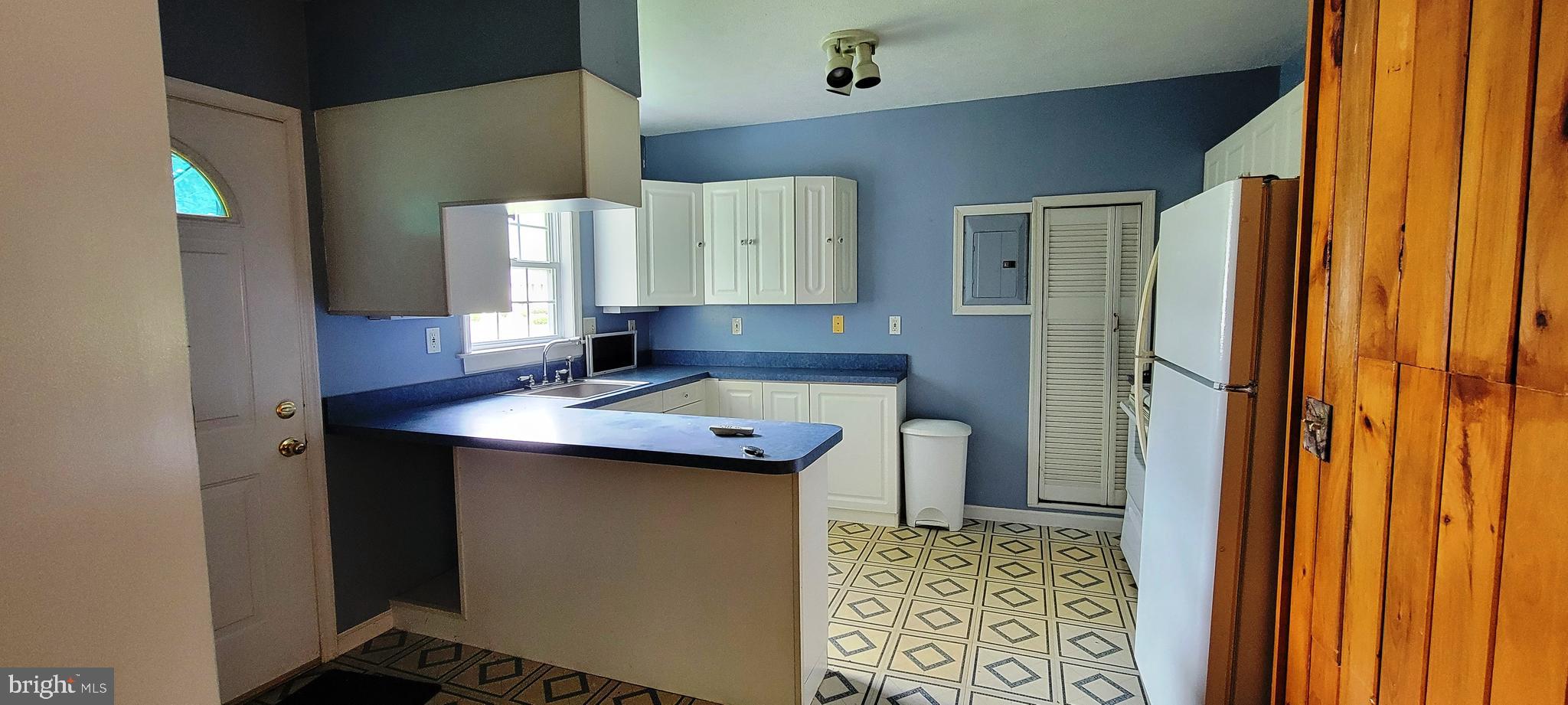 SHORT GAP AREA - Residential