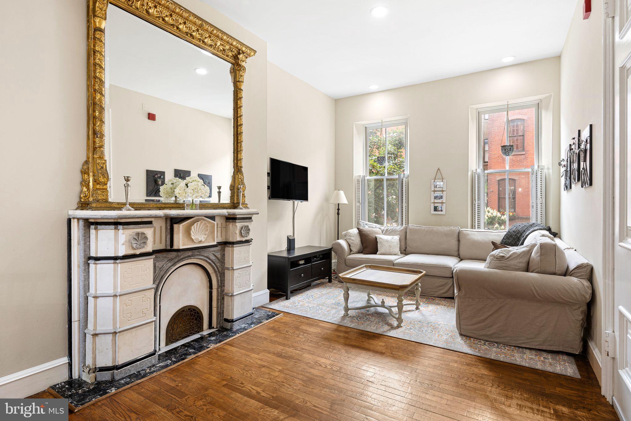 2005 WALLACE STREET 1