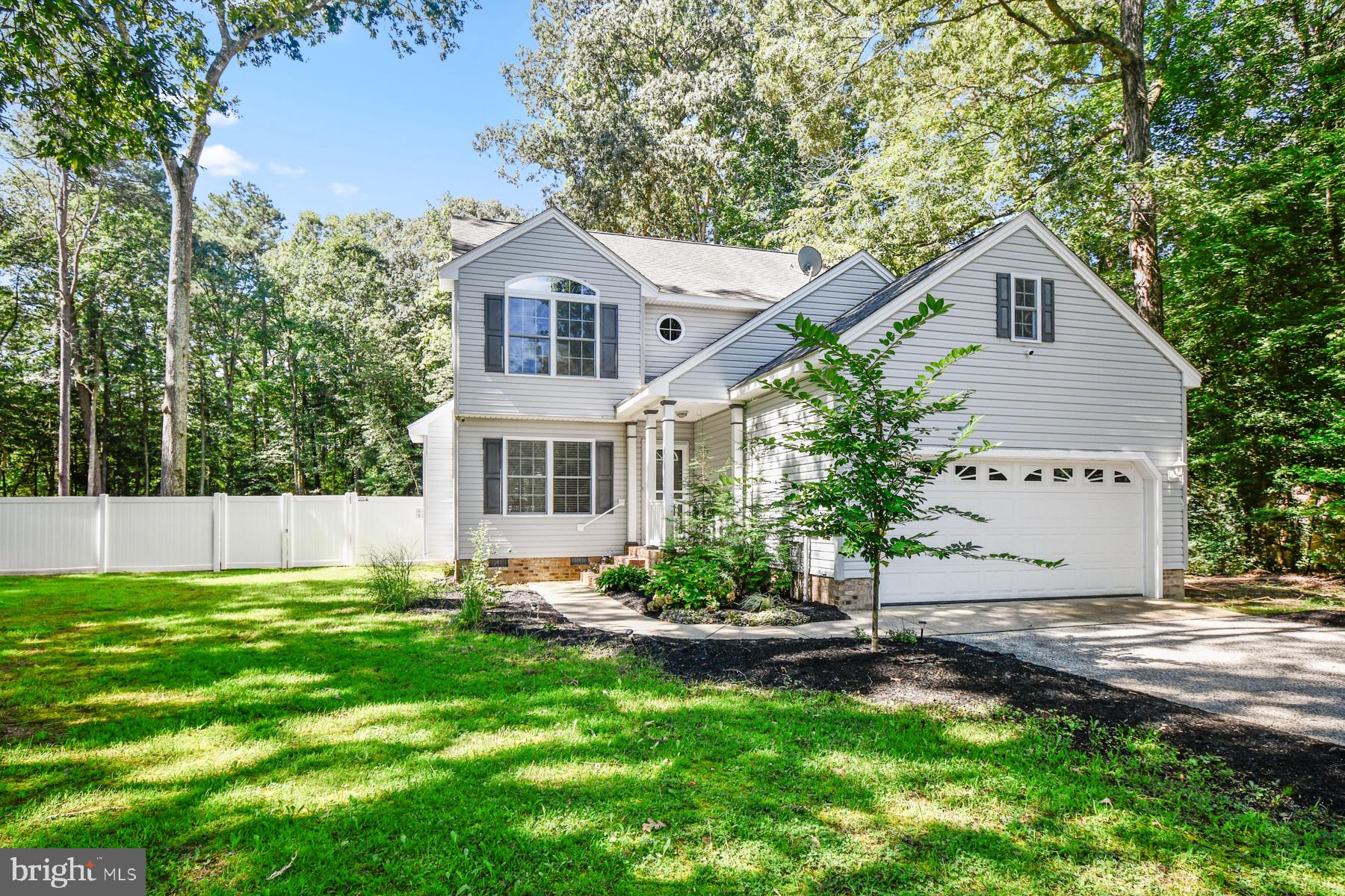 1129 RIDEN COURT