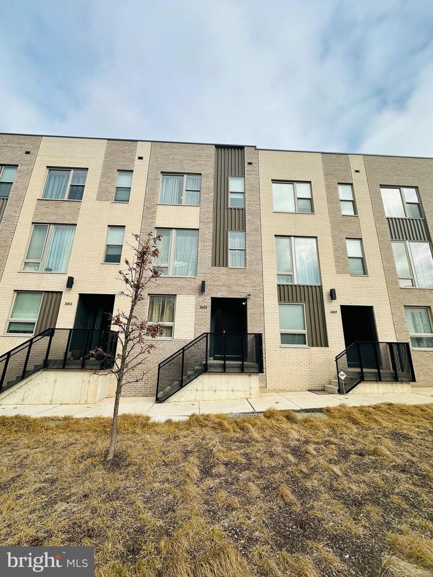 This stunning newer-construction townhome offers modern living at its finest. Property Features Spacious and light-filled open floor plan. Private rooftop terrace and balcony, high-end, chef-inspired kitchen and contemporary open-concept design. Just minutes from the shopping, dining, and entertainment of Fishtown, with easy access to Center City.  Experience urban convenience while enjoying a peaceful riverside setting. A rare opportunity to own modern luxury in one of Philadelphia’s most vibrant waterfront communities.