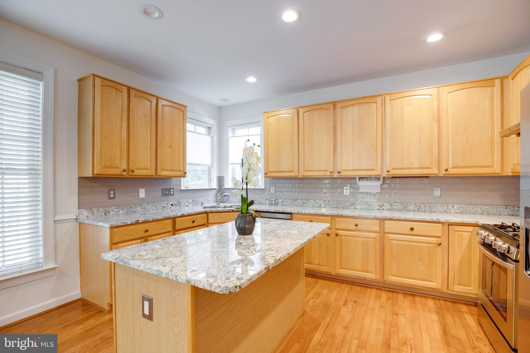 HIGHLAND OAKS - Residential