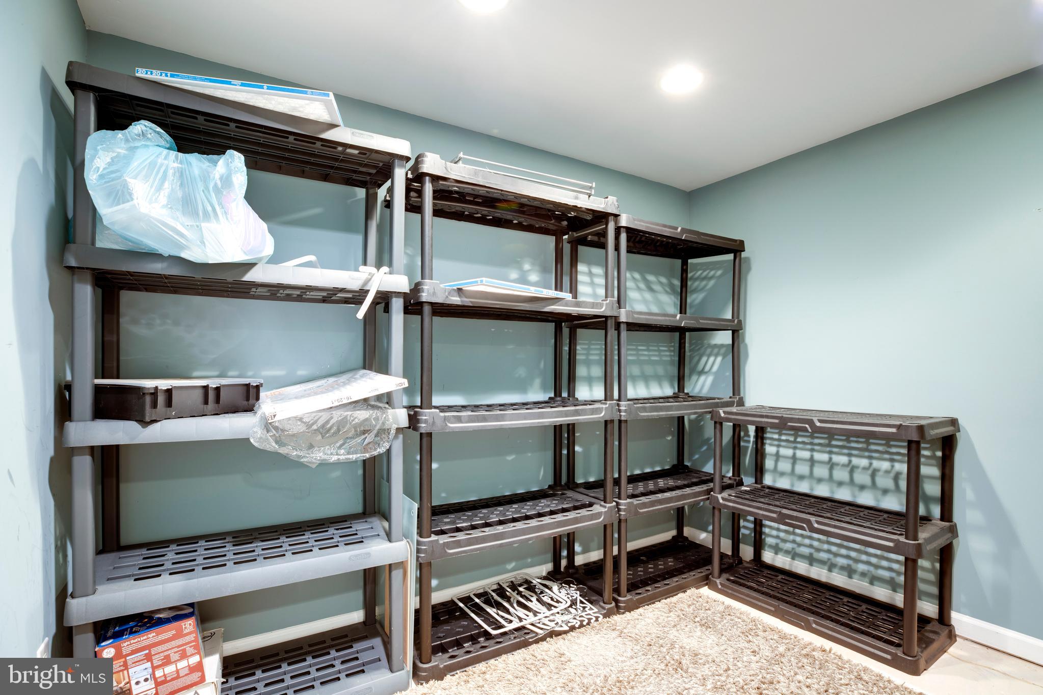 HIGHLAND OAKS - Residential