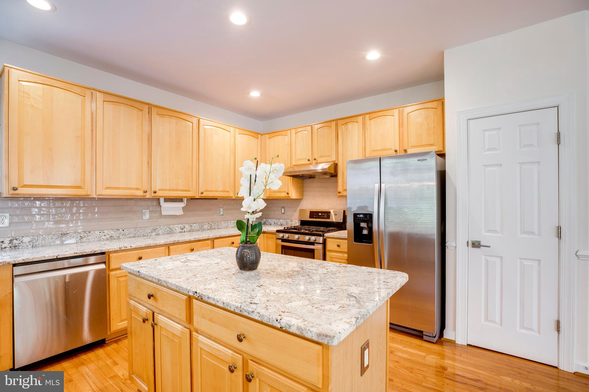 HIGHLAND OAKS - Residential