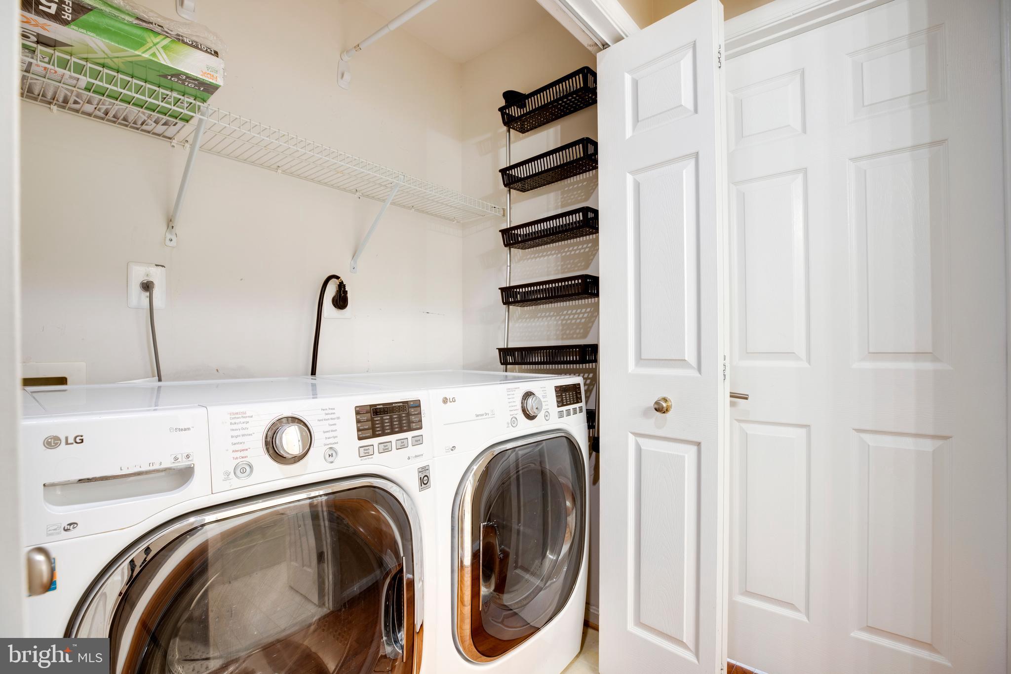 HIGHLAND OAKS - Residential