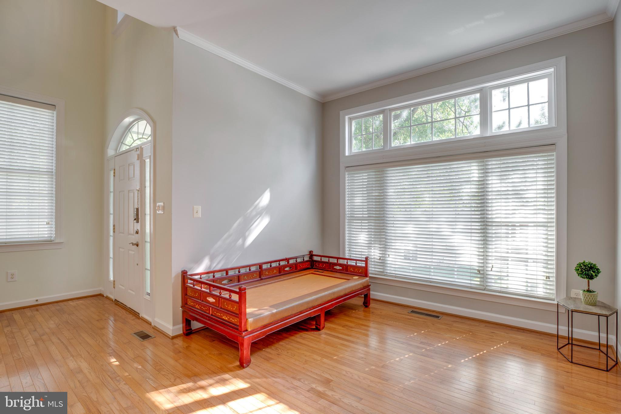 HIGHLAND OAKS - Residential