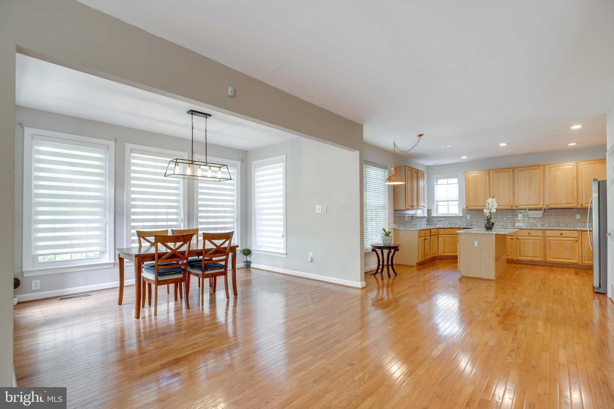 HIGHLAND OAKS - Residential