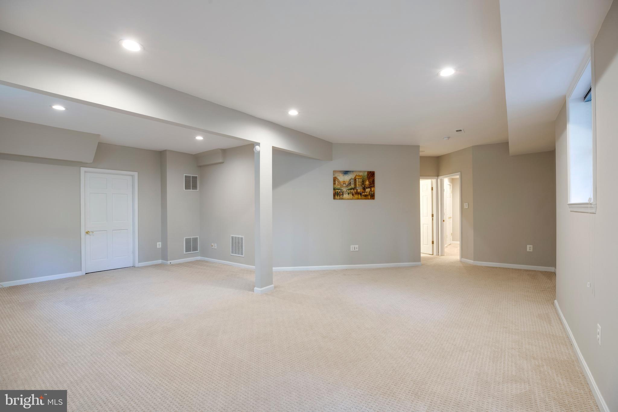 HIGHLAND OAKS - Residential