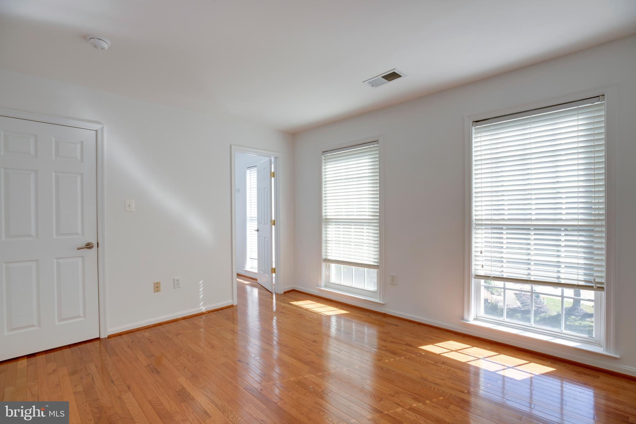 HIGHLAND OAKS - Residential