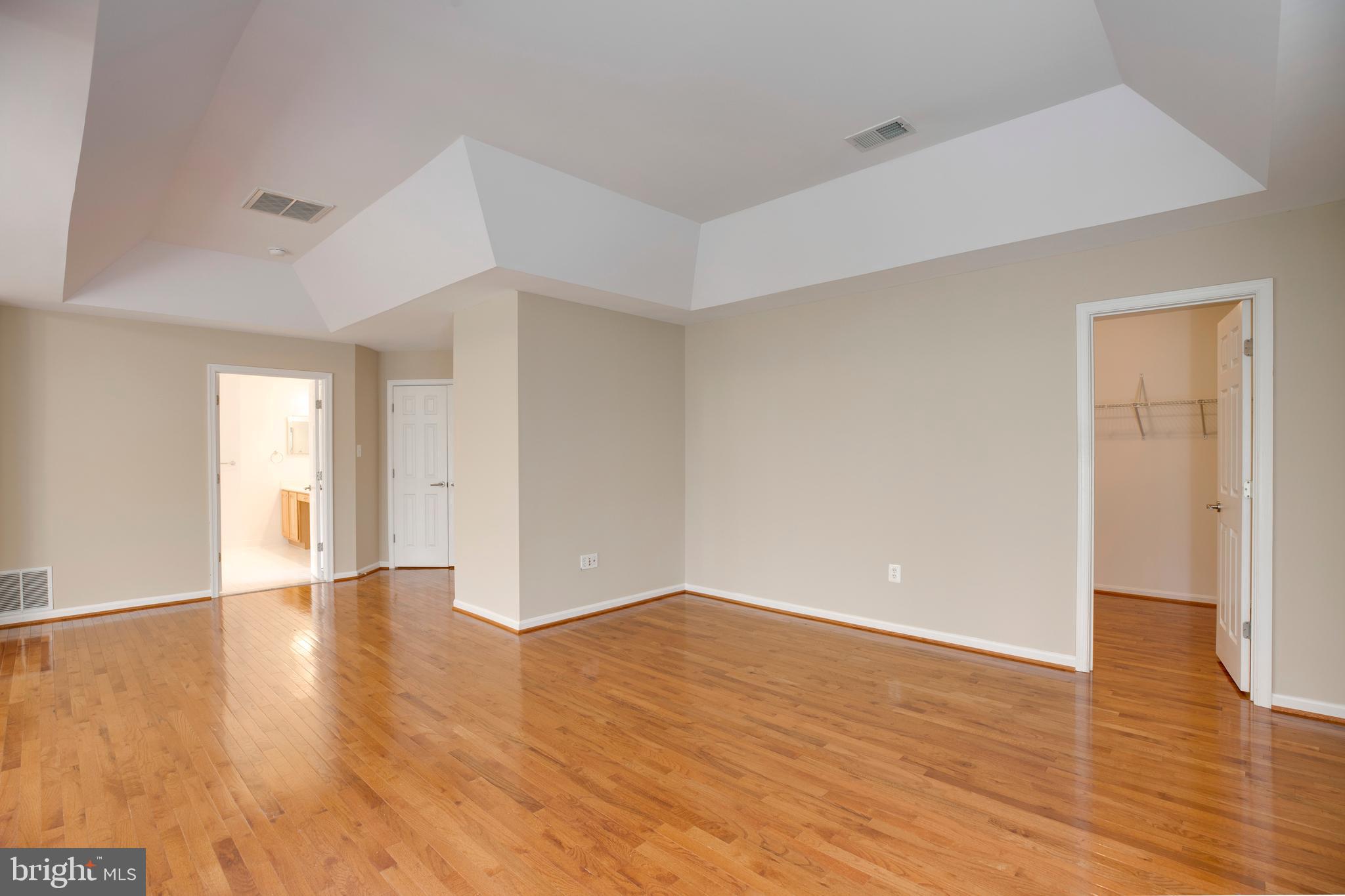 HIGHLAND OAKS - Residential