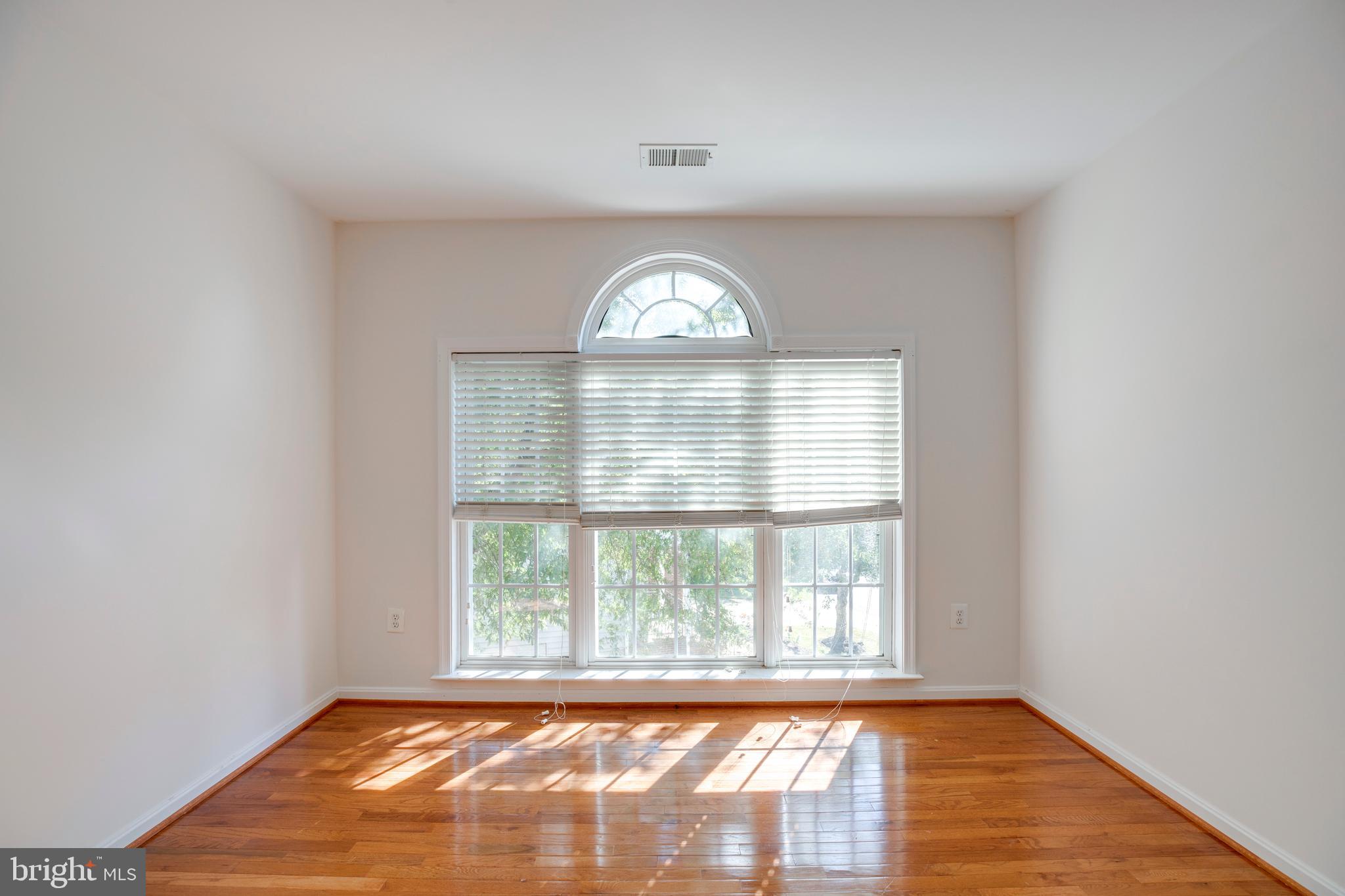 HIGHLAND OAKS - Residential