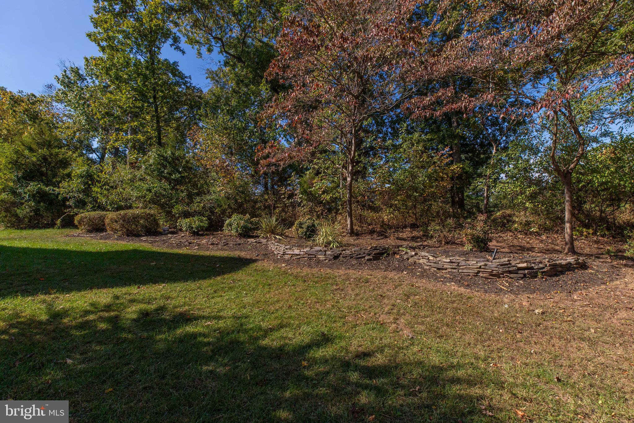 HIGHLAND OAKS - Residential