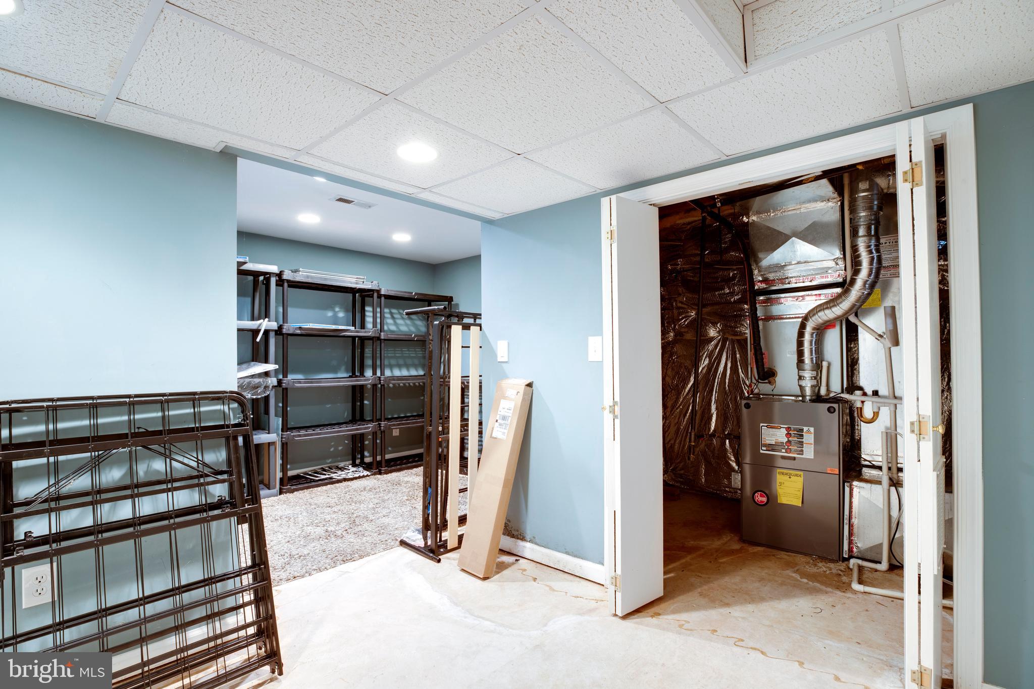 HIGHLAND OAKS - Residential