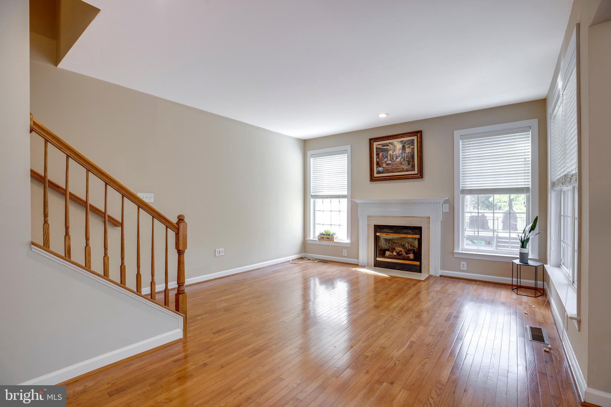 HIGHLAND OAKS - Residential