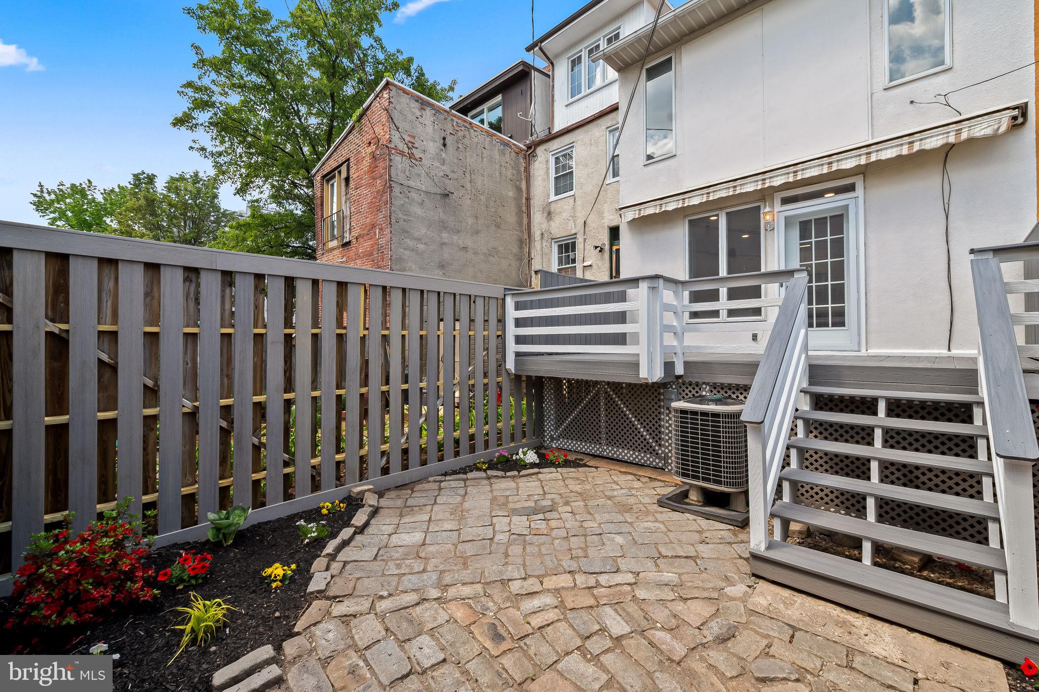 WASHINGTON VILLAGE - Residential