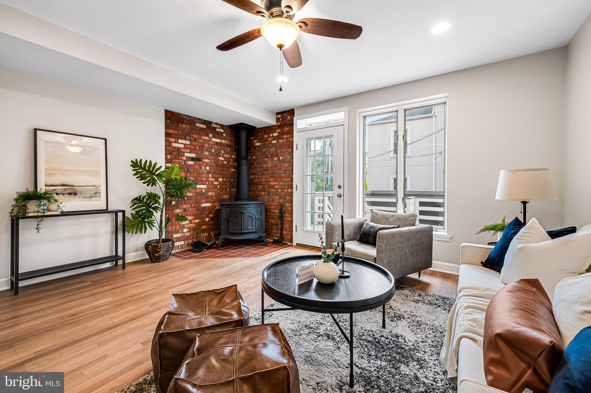 WASHINGTON VILLAGE - Residential