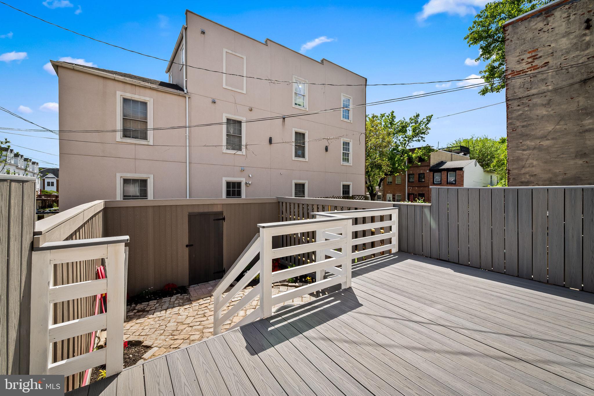 WASHINGTON VILLAGE - Residential