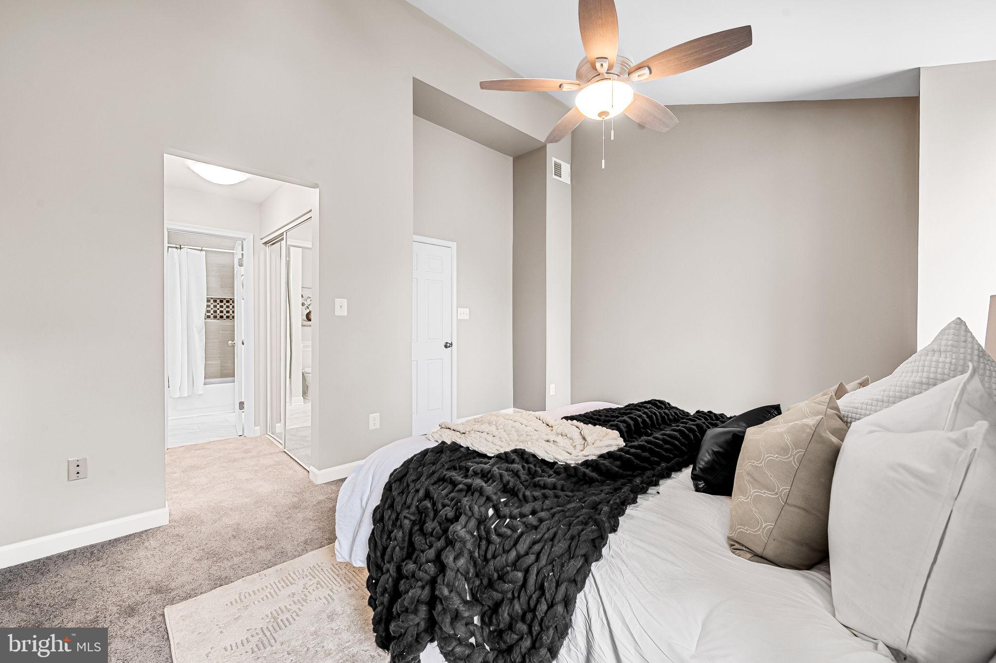 WASHINGTON VILLAGE - Residential